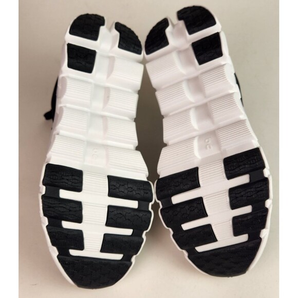 On Running Cloudflow 4 Womens Sneaker Black White Size US 8 - Picture 5 of 9